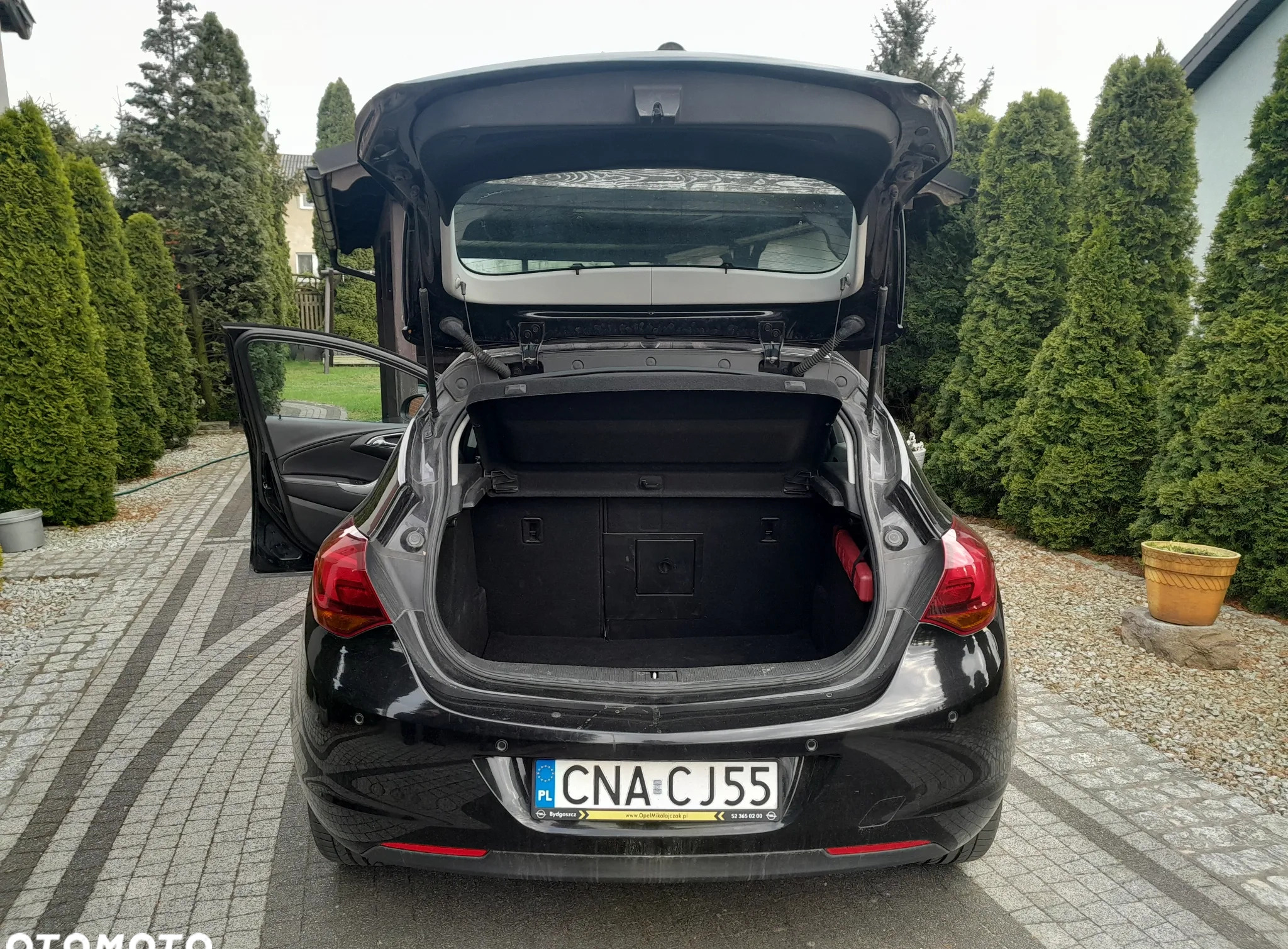 Opel Astra cena 21900 przebieg: 142375, rok produkcji 2010 z Witkowo małe 106